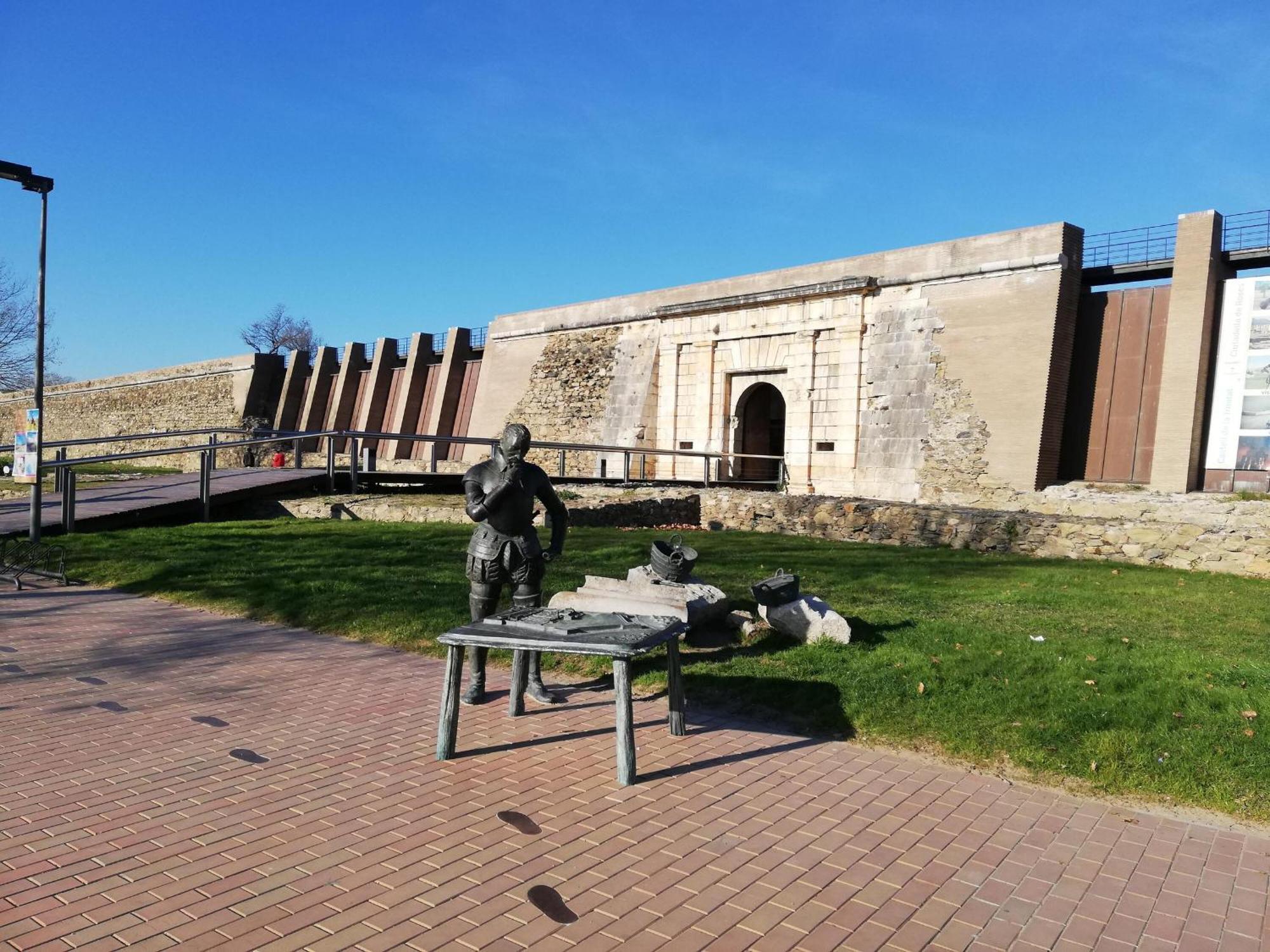 Apartament 2166 Rocmar 1 4-C, Excelente Situacion Frente Al Puerto Pesquero Y Con Vista A La Bahia. Gran Terraza. Gran Parking Publico Delante. - Es-258-30 Roses Zewnętrze zdjęcie